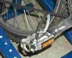 strip on pedal