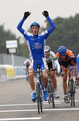 ������ ����� �� ���� http://www.cyclingnews.com